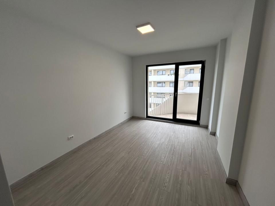 Apartamet 2 camere , Blocurile Albe EROILOR. – fotografia 3 din 8