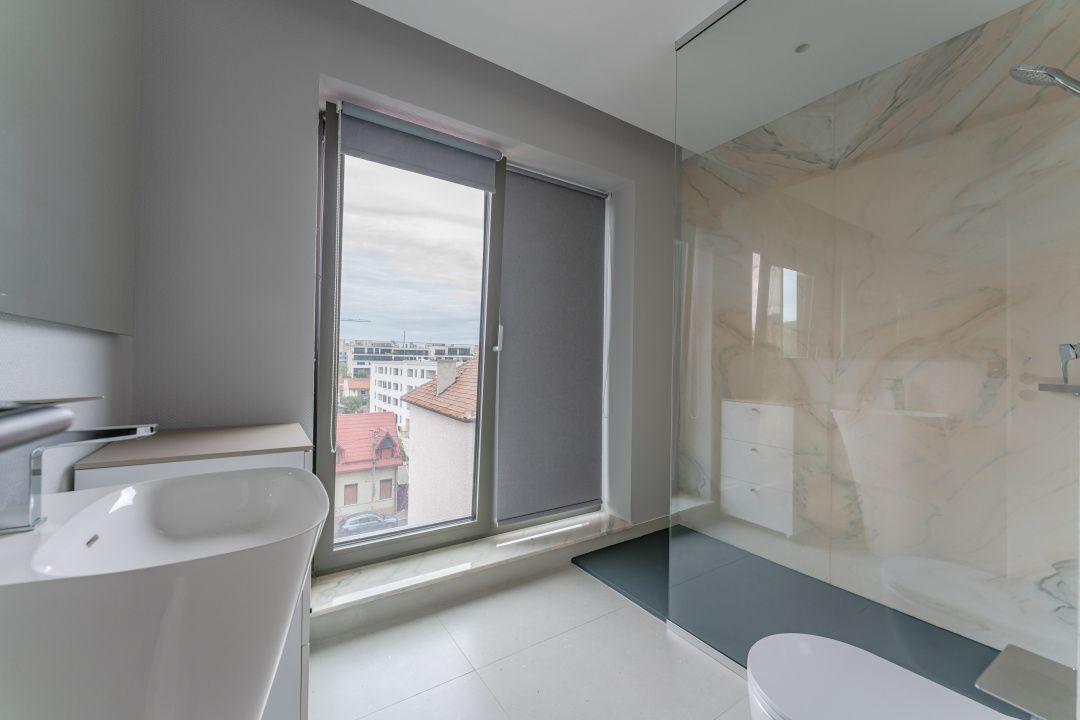 Apartament 3 camere cu vedere panoramică spre centrul vechi Brașov – fotografia 9 din 12