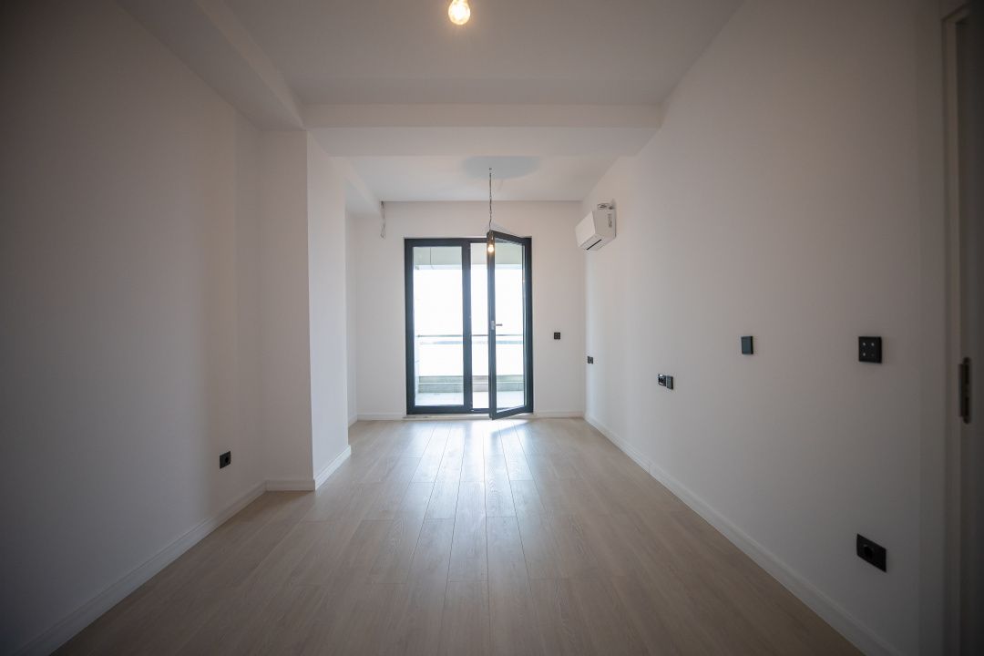 EXCLUSIVITATE Apartament PREMIUM CU VEDERE FRONTALĂ LA MARE – FALEZA NORD – fotografia 1 din 55