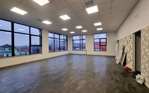 Spatiu comercial pentru diverse activitati sau investitie