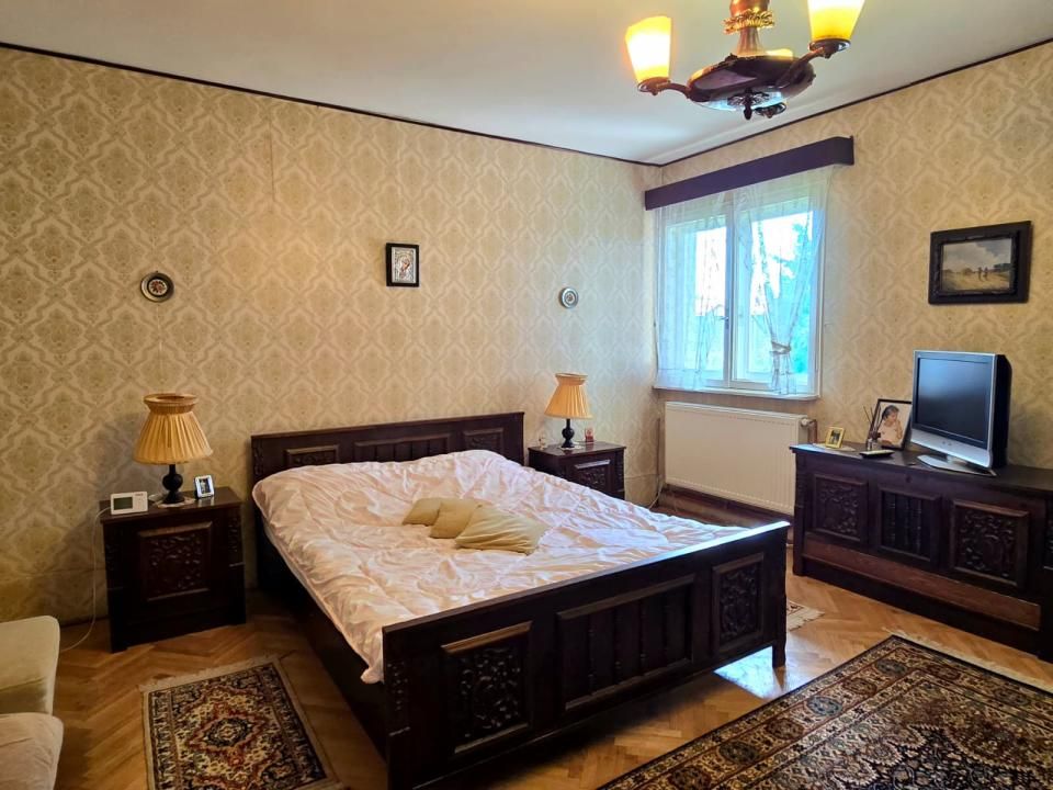 Vila 500 mp, teren 1.632 mp, ideala pentru locuinta sau pensiune – fotografia 15 din 31