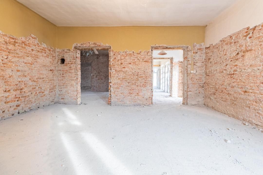 Proiect de restaurare lângă Cetatea Prejmer,  casă și teren de 5.458 mp – fotografia 15 din 35