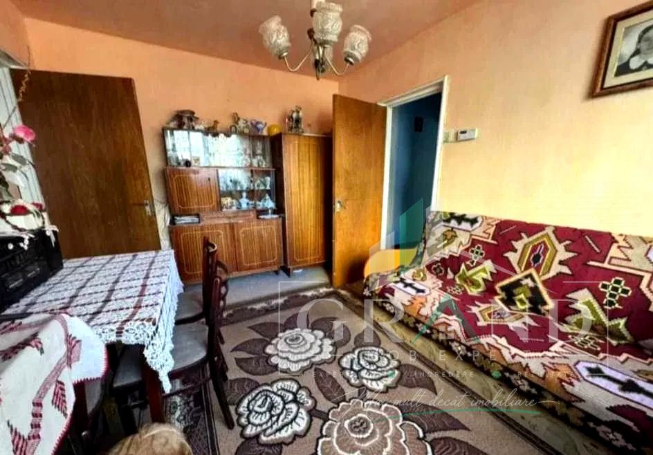 Ap 3 camere | Clăbucet | Aproape de Academia de Muzică și Baza Sportivă Unirea – fotografia 2 din 5