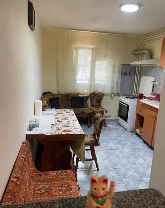 2 Camere de vanzare | Crangasi | Metrou | Parter | Bloc izolat 1982 – fotografia 2 din 6