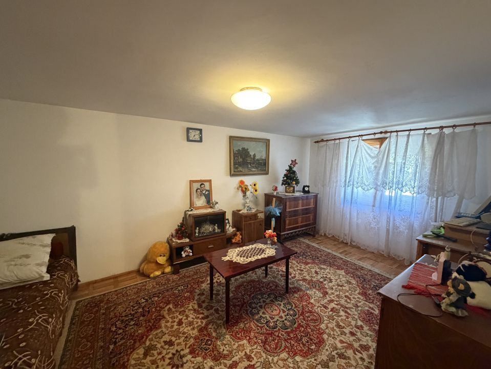 Casa S+P+1,  192mp utili, 372mp, cartier Bariera Valcii – fotografia 14 din 17