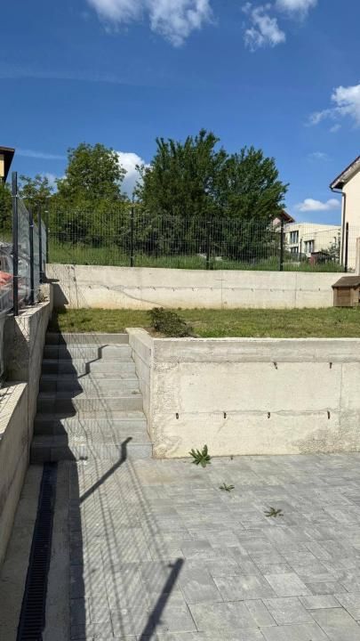 Casă modernă D+P+E, 166 mp utili, cu garaj, zona Calea Baciului – fotografia 3 din 10