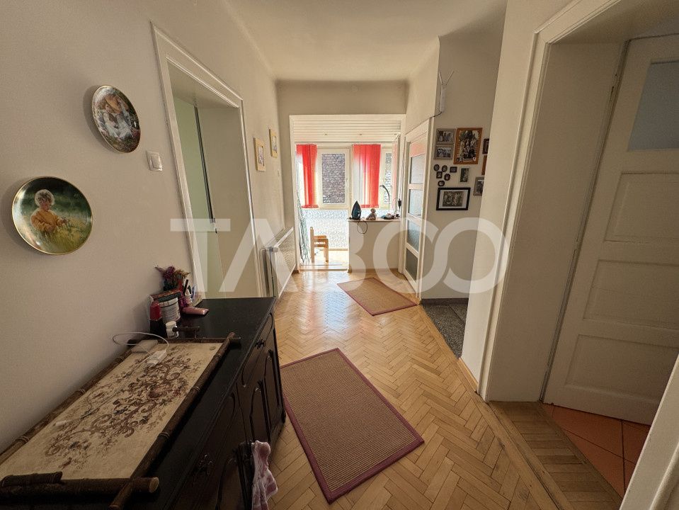 Casa individuala plus apartament 2 fronturi teren 584 mp Turnisor – fotografia 9 din 22