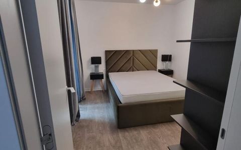 2 Camere de inchiriat | Aviatiei | Centrala | Parcare | Mobilat |