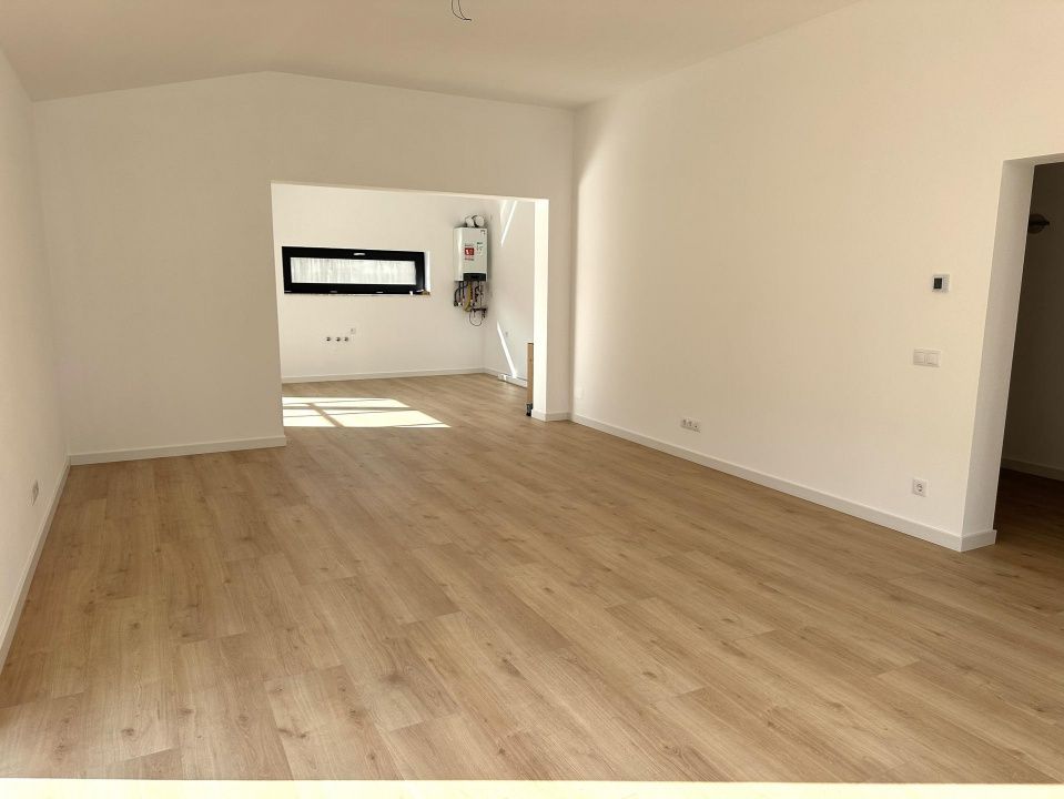 CASA NOUA I 90 MP I FINISATA LA CHEIE I ASFALT I TOATE UTILITATILE I – fotografia 21 din 21