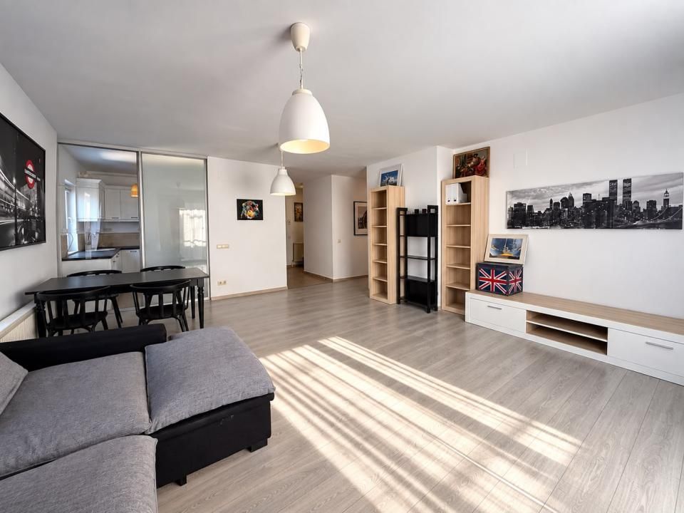 Apartament 4 camere -Terasa 30 mp - Doua locuri de parcare – fotografia 3 din 15