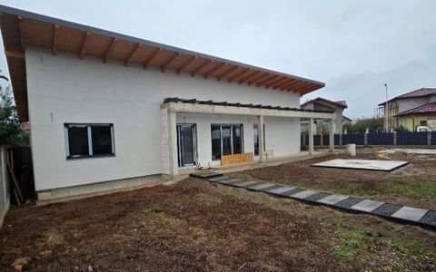 CASA NOUA I 130 mp I pe un nivel I semifinisata I teren 600 mp I
