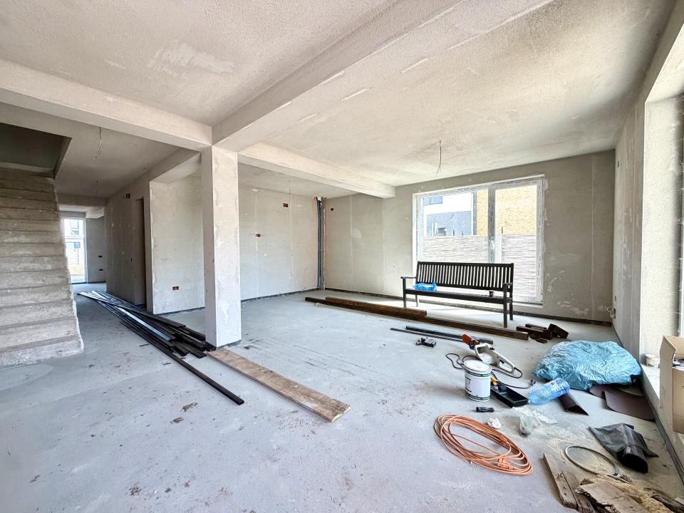 Duplex perete dublu, 4 camere, 166 mp utili, 405 mp teren - Dumbravita – fotografia 2 din 15