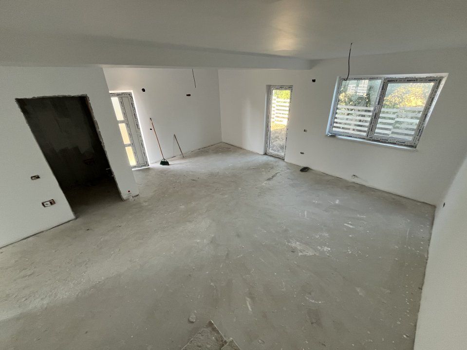 Oportunitate! Vila tip duplex P+1, 5 camere, Valu lui Taian! – fotografia 4 din 11