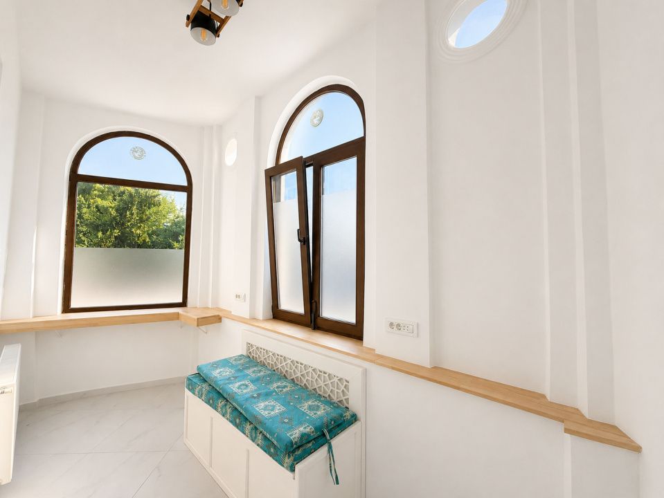 Vilă P+2+M | Pretabil Firma/Studio Foto/Video/Pilates/ Ultracentral | 3 intrări – fotografia 5 din 30