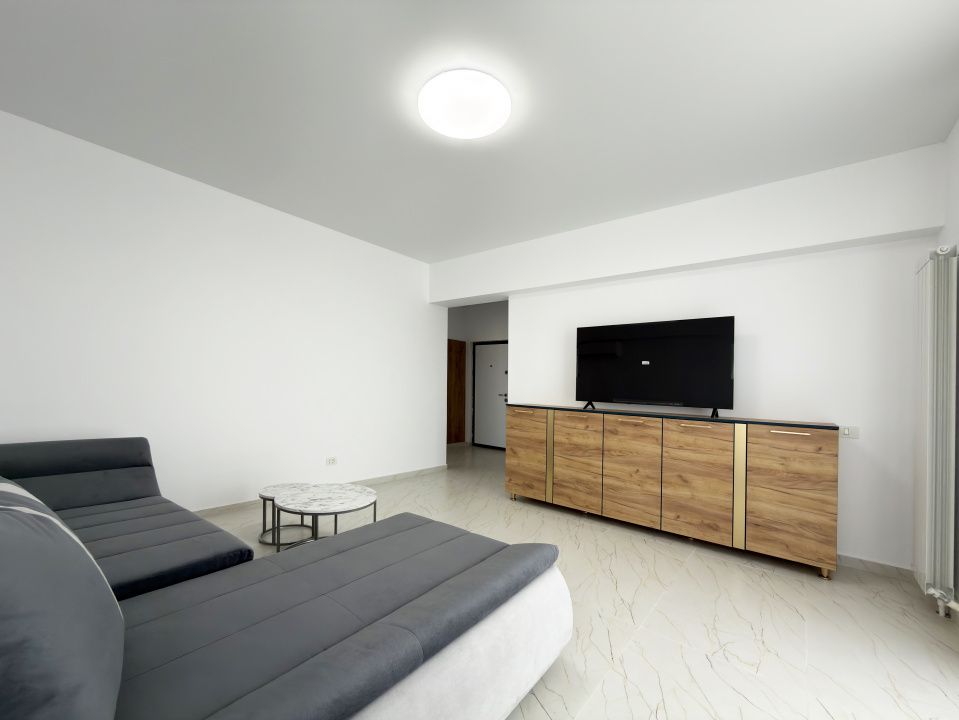 Mamaia Nord - Apartamant 2 camere decomandat, vedere frontala la lac – fotografia 3 din 9