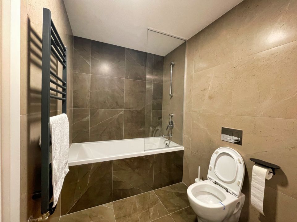 3 camere - One Herastrau Towers - parcare – fotografia 5 din 29