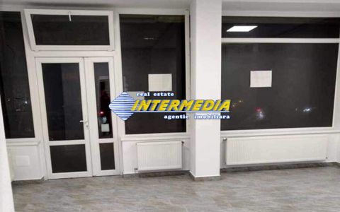 Vanzare Spatiu Comercial finisat si renovat 80 mp Alba Iulia Stadion sub