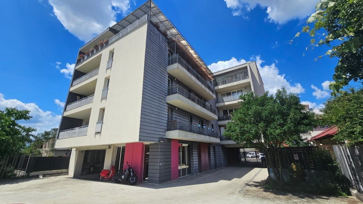 Apartament cu parcare subterana si boxa, Semicentral – fotografia 1 din 14