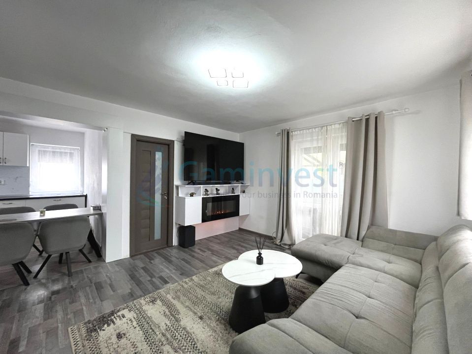 Casa de vanzare in Oradea cu 4 camere, zona Calea Santandrei – fotografia 1 din 17