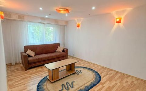3 camere de vânzare | Rahova | 3/4 | Bloc anvelopat | Zonă liniștită Comision 0%