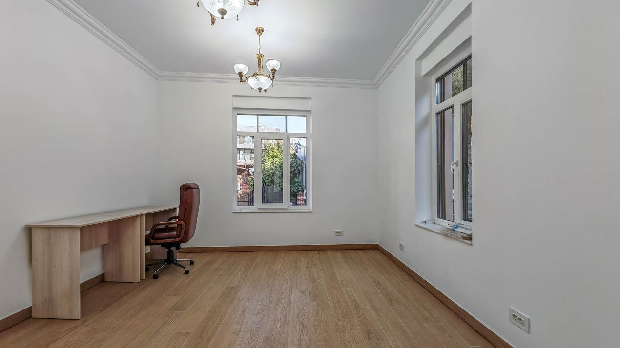 Casa individuala Piata Victoriei – fotografia 4 din 15