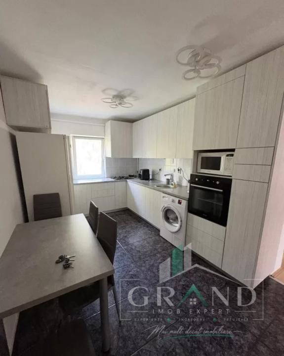 APARTAMENT 4 CAMERE | 77 MP | 2 BĂI | 2 BALCOANE | Platinia Mall | PLOPILOR – fotografia 3 din 5