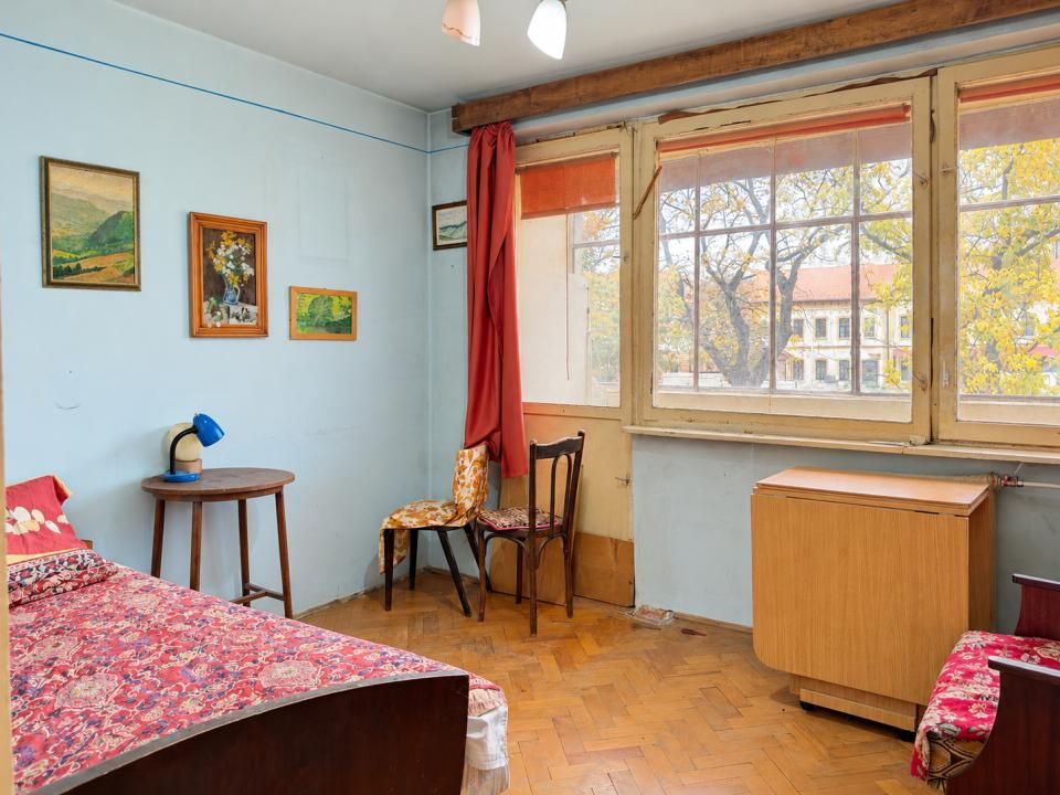 Apartament 3 camere central Pta Bucuresti | Et. 1 | Garaj inclus – fotografia 7 din 11
