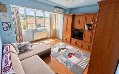 Apartament 2 camere, 42 mp, etaj 2, parcare, zona Ioan Rus!