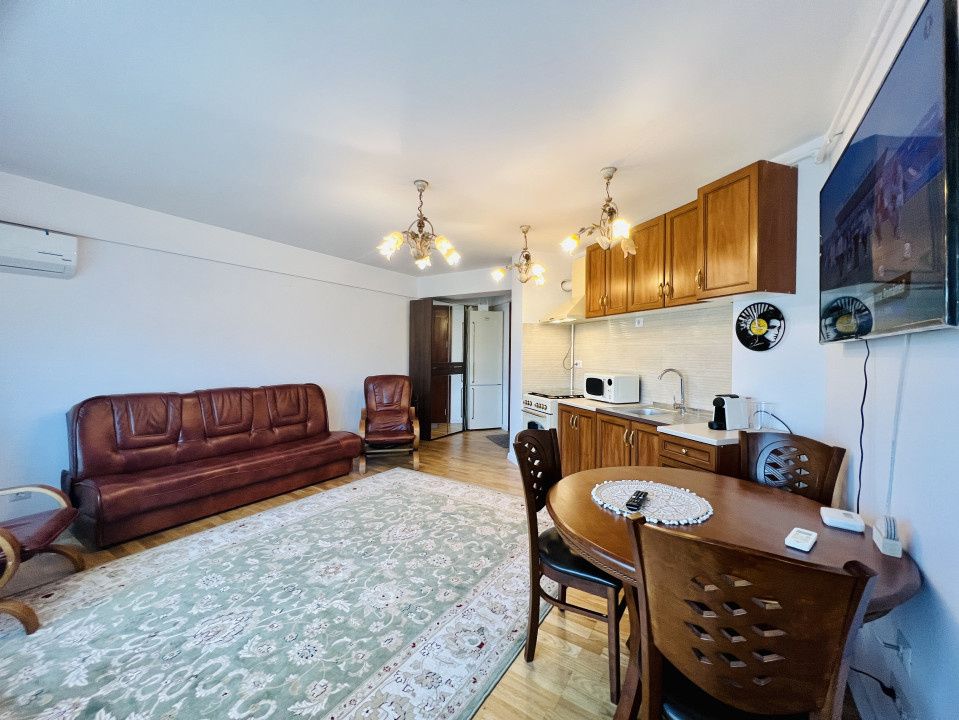 Apartament cu 2 camere, centrala proprie,  in zona Piața Unirii – fotografia 1 din 13