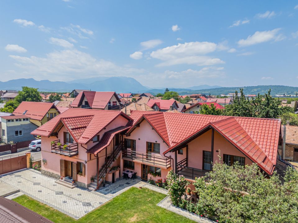 Proprietate/casa  unică în Râșnov, Brasov, Comision 0% – fotografia 15 din 35