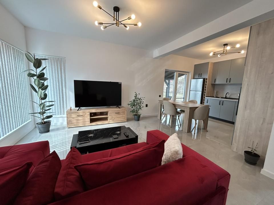 Casă individuală, 5 camere, 3 băi, mobilată complet — Bucium, Iași – fotografia 2 din 17