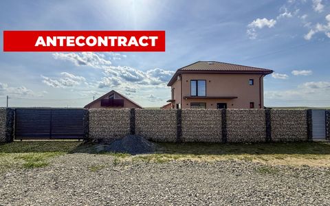 Casa moderna P+1  cu vedere la lac , Corbu