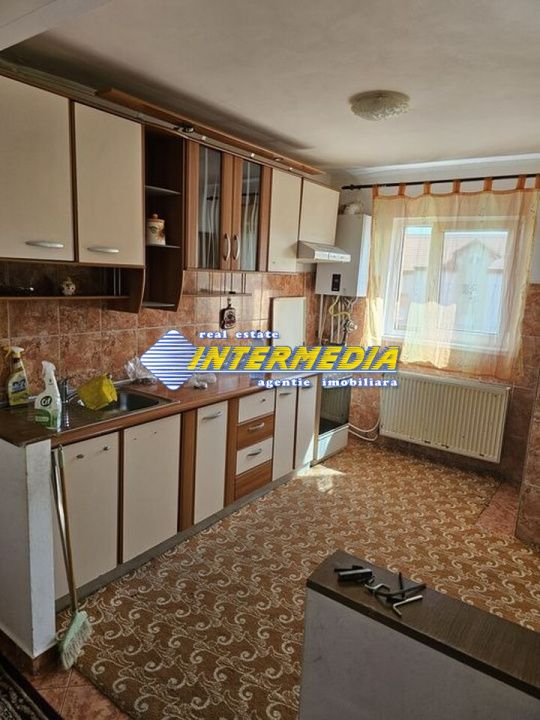 Apartament 3 camere 70 mp cu Balcon de Vanzare in Ampoi 1 Alba Iulia – fotografia 1 din 8