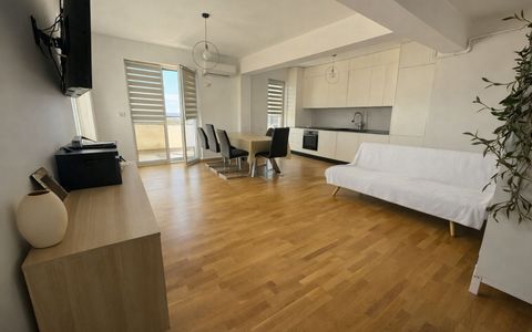Apartament 3 camere open space, 104.9 mp, cartier Craiovita, zona Mall Promenada