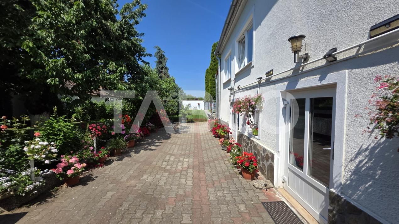 De vanzare casa saseasca de poveste in Petresti judetul Alba – fotografia 5 din 20