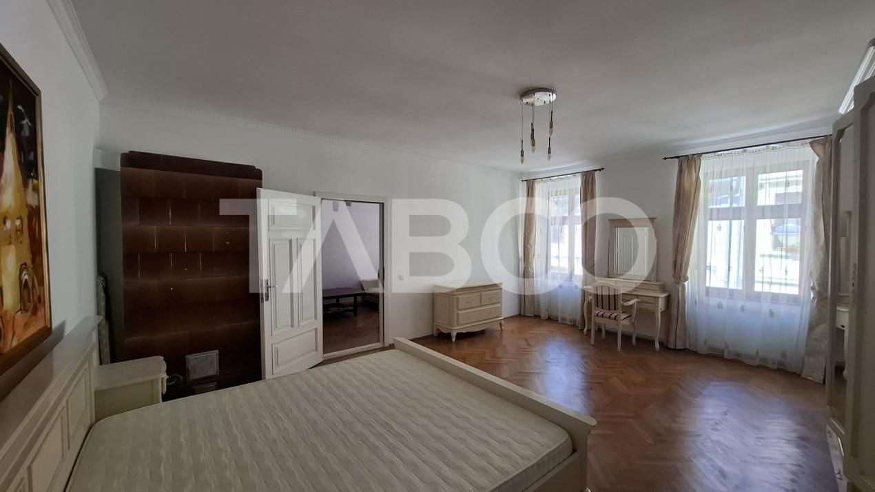 Apartament 2 camere de vanzare 70 mp in Centrul Istoric al Sibiului – fotografia 2 din 10