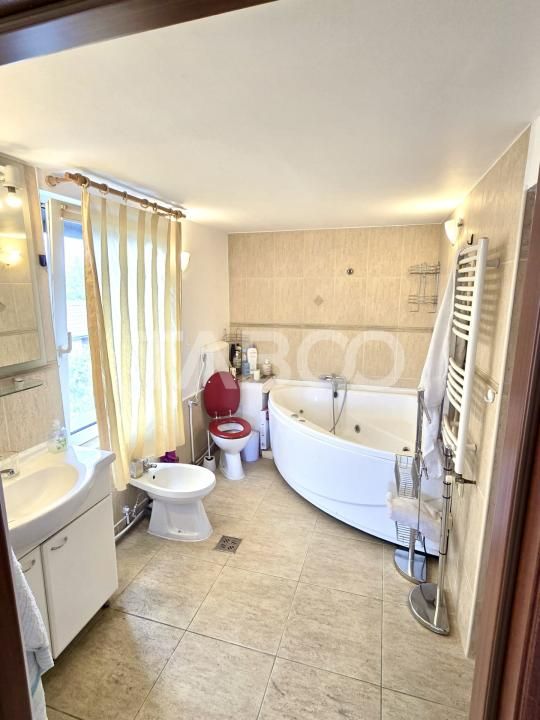 Casa individuala de vanzare la cheie in Cartierul Gruia – fotografia 8 din 13