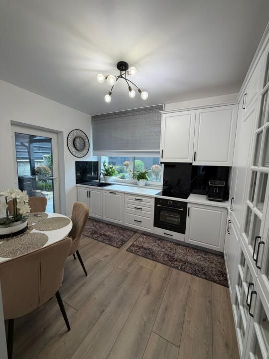 Casa individuala cu 5 camere mobilata utilata, 146 mp, teren 400 mp, Dezmir – fotografia 13 din 14