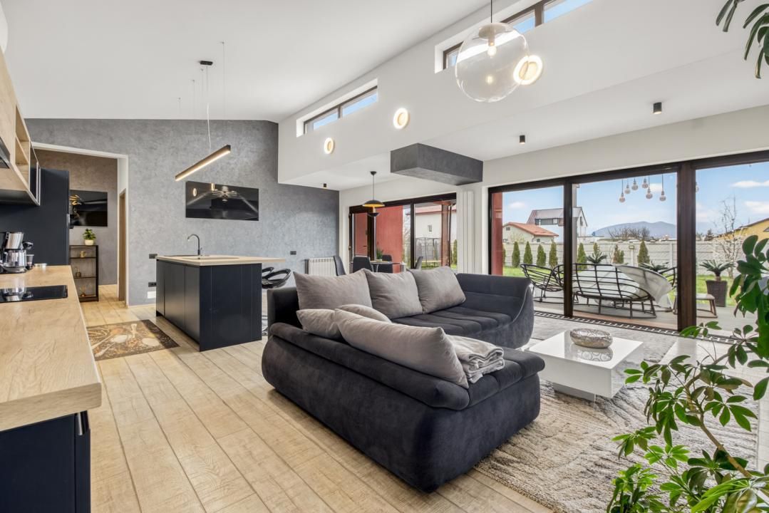 Închiriere casa modernă cu 3 camere, teren 1450 mp - zona Stupini, Brasov – fotografia 3 din 18