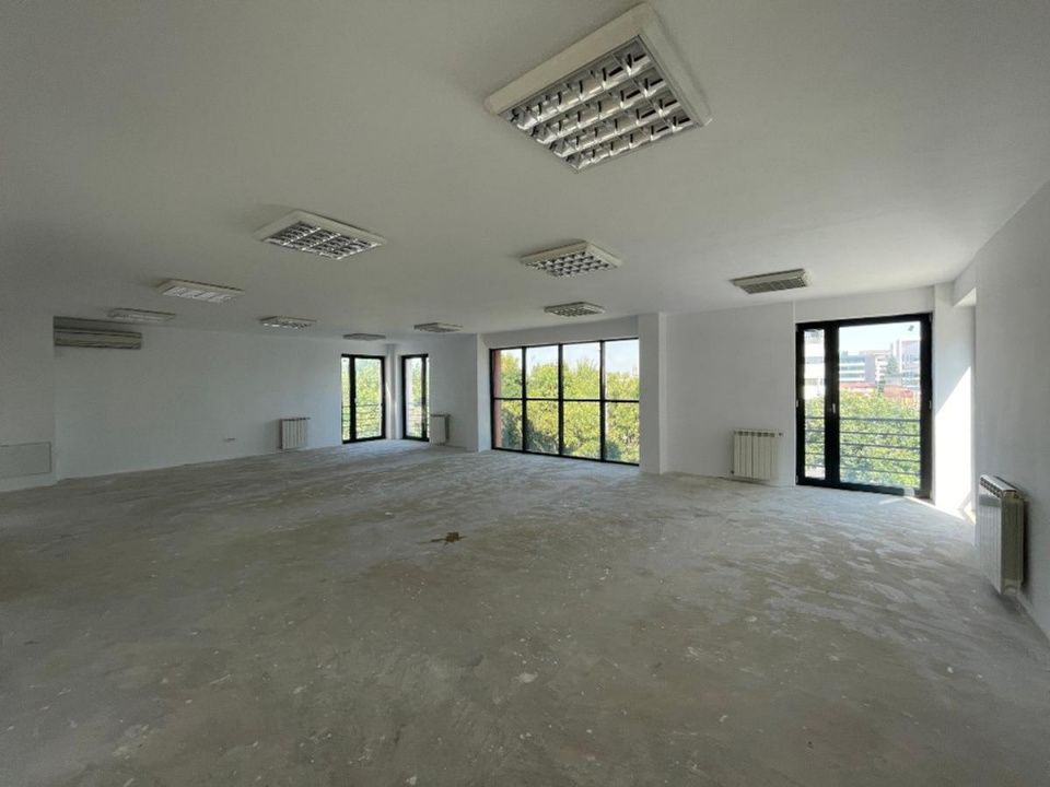 Spatiu Comercial | Spatiu Birouri | Locuri de Parcare – fotografia 2 din 9