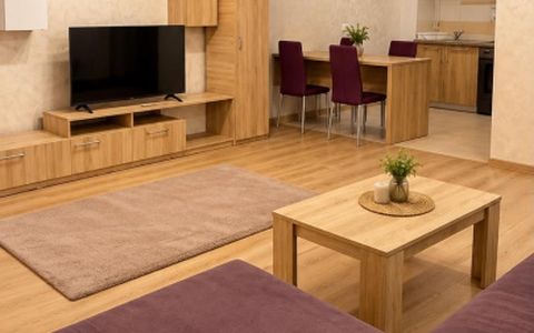 Apartament cu 2 camere de închiriat, termen lung, lângă City Park Mall