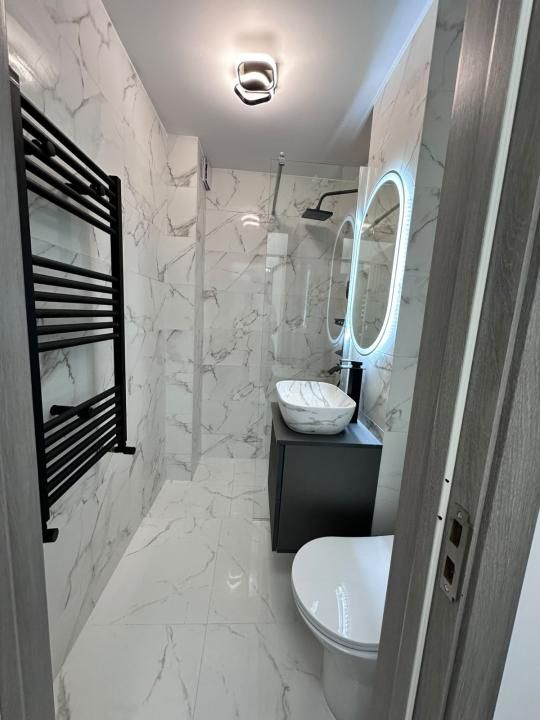 Apartament de vânzare – 3 camere , Micro 8 ,et 1 – fotografia 12 din 13