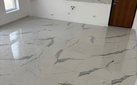 Apartament 2 camere, decomandat, 43 mp utili, parter, loc de parcare - Giroc