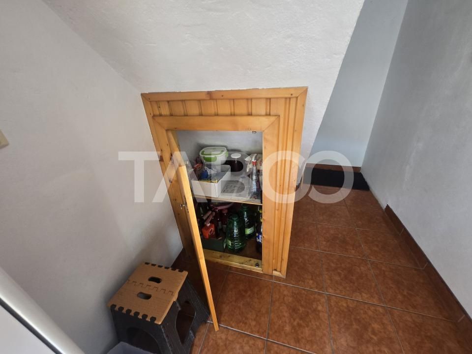 Apartament 2 camere de vanzare la casa 77mp curte pivnita Sub Arini – fotografia 16 din 20