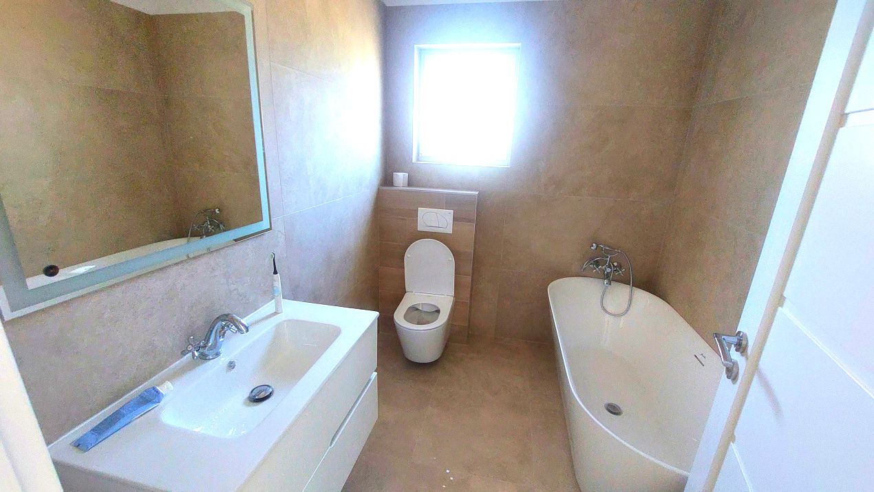 Casa Noua, moderna de vanzare in zona Cetate Piata, mobilata si utilata – fotografia 9 din 14