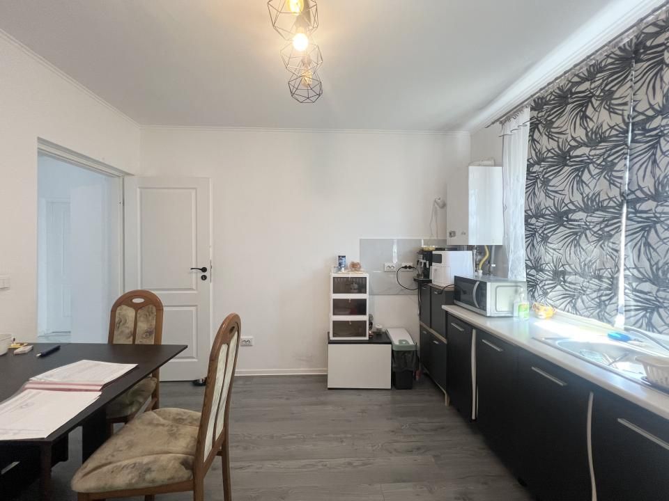 Duplex 3 camere, 72 mp utili, mobilat/utilat - Sanmihaiu Roman – fotografia 9 din 12