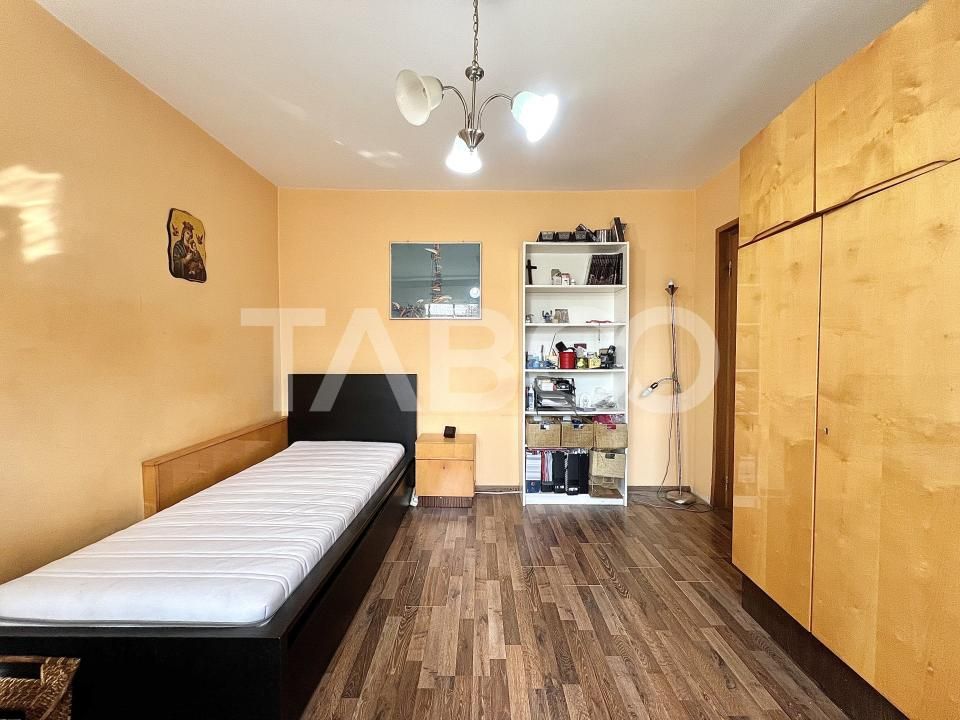 Apartament cu 3 camere de vanzare in Manastur izolat 2 balcoane boxa – fotografia 7 din 17