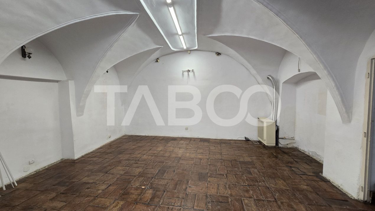 Spatiu comercial de vanzare in apropiere de Podul Minciunilor – fotografia 4 din 7