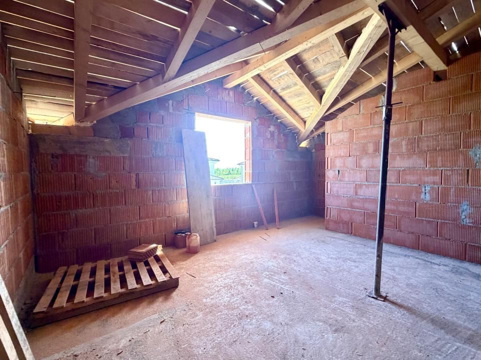 Casa individuala cu 4 camere, 100 mp utili, 372 mp teren - Sanandrei – fotografia 3 din 10