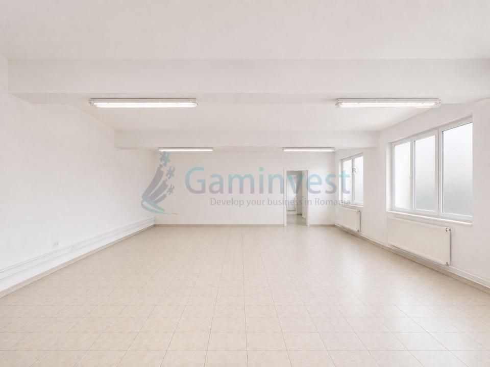 Spatiu comercial de inchiriat in Oradea, zona Velenta – fotografia 2 din 5